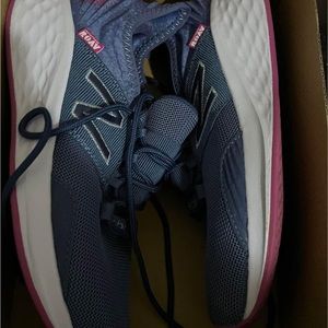 Brand new new balance womens size 8